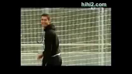 кристиано роналдо си тествам новите бутонки 2010