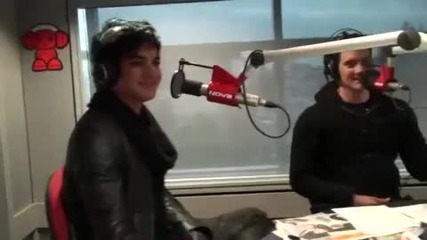 Adam Lambert on kissing Ke$ha (nova)