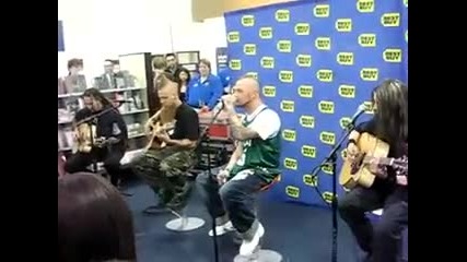 Five finger Death punch - the bleeding (acoustic)