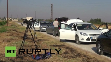 Turkey: Smoke rises over Syrian border after Turkish army strike IS militants