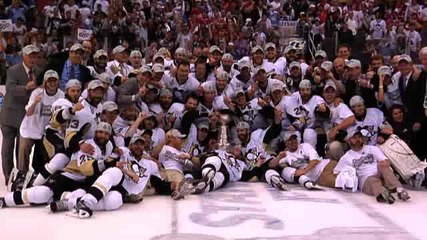Penguins около Stanley Cup ;]