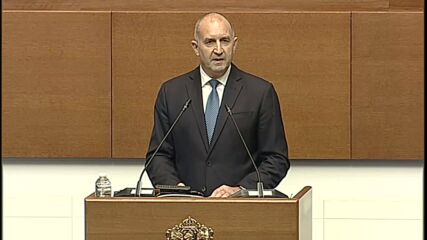 Румен Радев: Масовото гласуване върна легитимността на НС и отвори възможност за ефективна работа