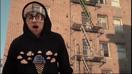 Cobra Starship ft. Mac Miller - Middle Finger ( Official Video)