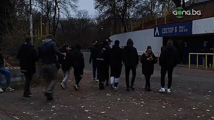 "Сините" фенове щурмуват "Герена"