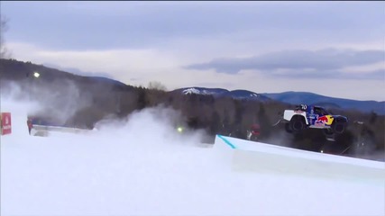 Pro4 Truck racing through snow and ice - Red Bull Frozen Rush 2014