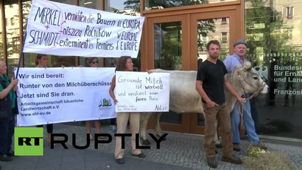 Германия: Фермери се събраха пред Министерството на земеделието в протест срещу цените