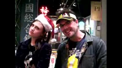 Коледата В Япония (песничка) Смях