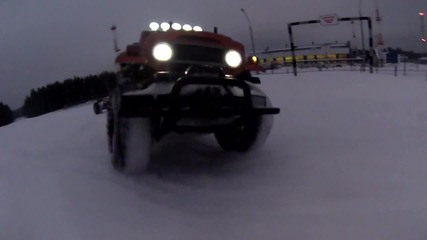 Rc коли на сняг в студената Русия