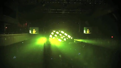 Armin van Buuren - Full Focus