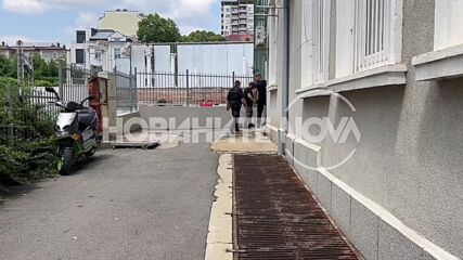 ПЪРВИ КАДРИ: Докараха в съда задържания за зверското посегателство над момиче