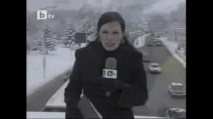 Снегът предизвика огромни задръствания в София