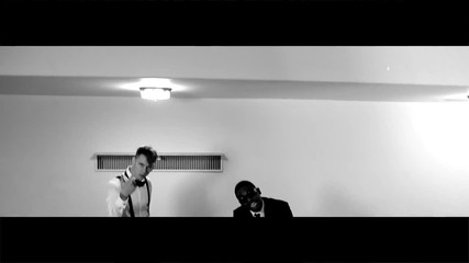 Machine Gun Kelly Feat. Tezo - All Black Tuxedos