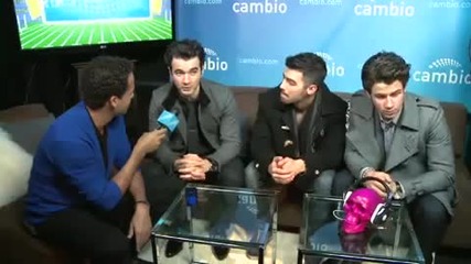 Jonas Brothers говорят за супербоула 