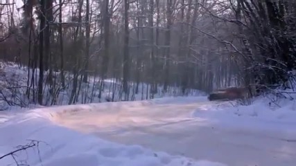 Mitsubishi Evolution X Snow Drift