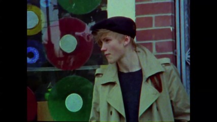 Ulrik Munther - San Francisco Says Hello ( Официално Видео )