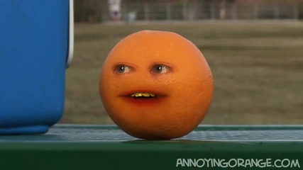 The Annoying Orange - Super Bowl Football 