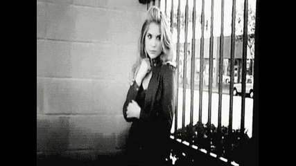 Ashley Benson E mnogo qka