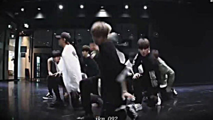 Stray Kids - Miroh Dance Practice Mirror