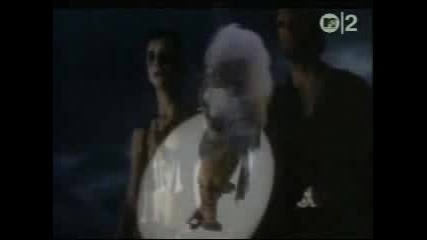 Tina Turner - We Dont Need Another Hero