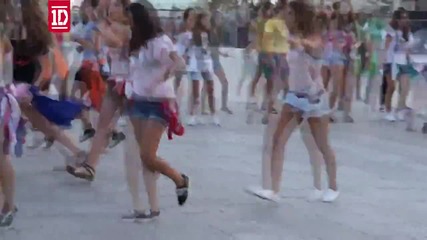 One Direction Flashmob Barcelona Take 2 (official)