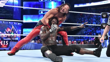 R-Truth vs. Shinsuke Nakamura: SmackDown LIVE, Oct. 30, 2018