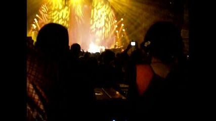 Selena Gomez dancing to Who I Am Detroit 