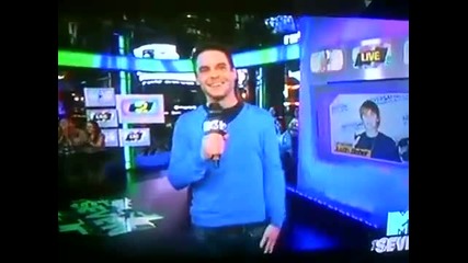 Телефонно интервю на Бийбър .. Mtv ( 25.02.2011 )
