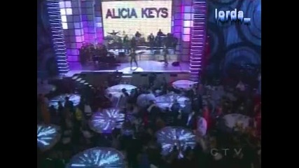 Alicia Keys - No One (MTV Video Music Awards 2007) (ВИСОКО КАЧЕСТВО)