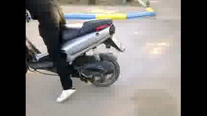 Aprilia Sr