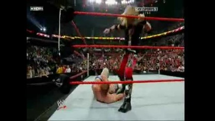 Wwe Draft Raw - Джон Сина побеждава и взима Мат Харди и Трите Хикса в Raw 