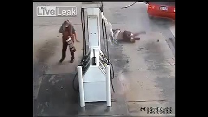 Инцидент на бензиностанция