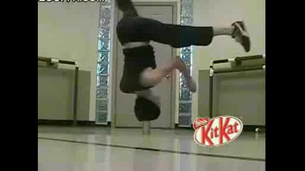 Много оригинална реклама на Kit Kat