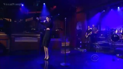 Selena Gomez - Slow Down ( Live ) Н О В О !