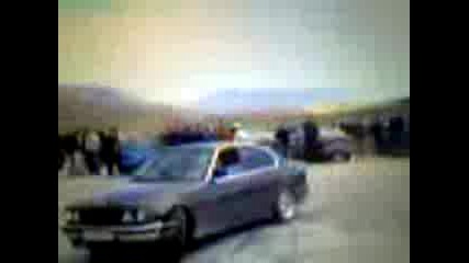 Bmw pravi Donut...