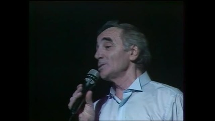 Charles Aznavour - Embrasse - moi - Превод