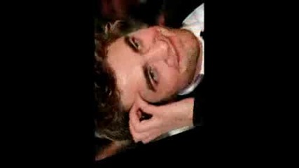 Rob. Pattinson = Candy from a stranger