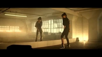 Zendaya - Replay