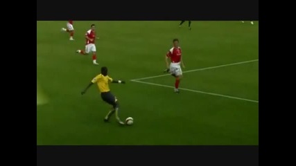 Велико Воле на van Persie vs Charlton 