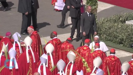 Pope Francis’s Environmental Message Brings Thousands To Rome's Streets