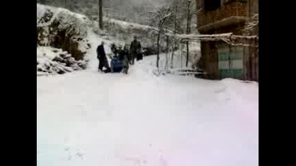 Сняг в Петрич