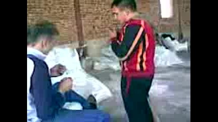Velizar4oo005