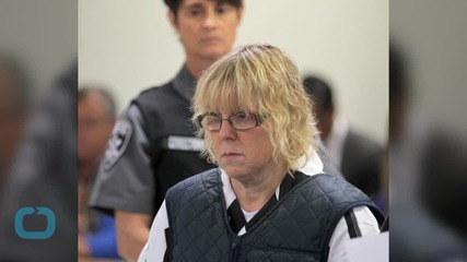 Prison Worker Charged With Aiding Escapees Appears in Court