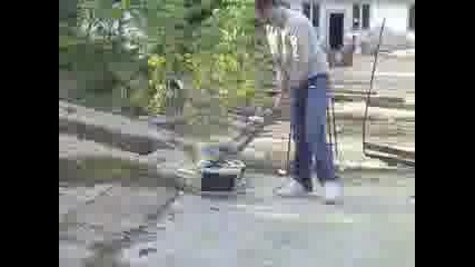 Мухчето Ги Уби