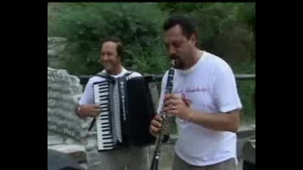 Bulgarian Accordion - S. Lambov.