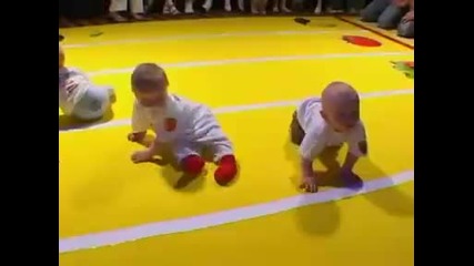Сладки бебета се състезават в Литва 