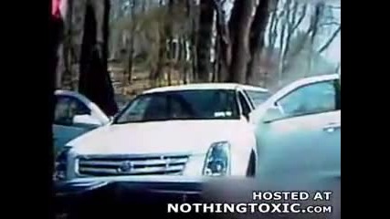 изумителен шофьор на лимозина бяга от полицията със 150mp/h 
