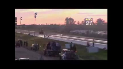 Трактор Драгстър , истински звяр