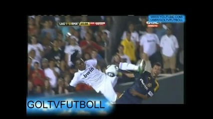 Patadon de Drenthe - Показва Кунг Фу умения срешу L. A. Galaxy 