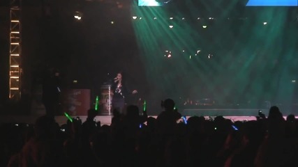 Demi Lovato and Joe Jonas sing Make a Wave live in Epcot at Walt Disney World 