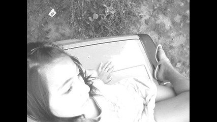 {} цweтiiчka {} 